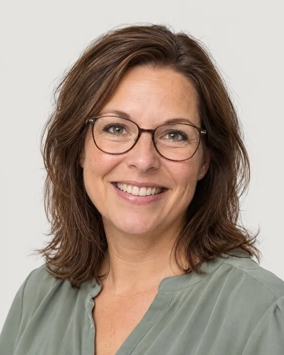AI-gegenereerd portret van MAGGIE Marieke, operationeel manager